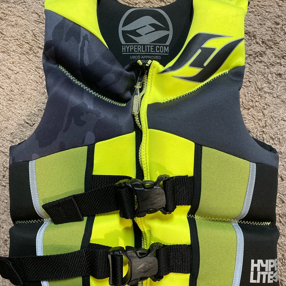 Youth life jacket USCG approved 50-90 lbs
